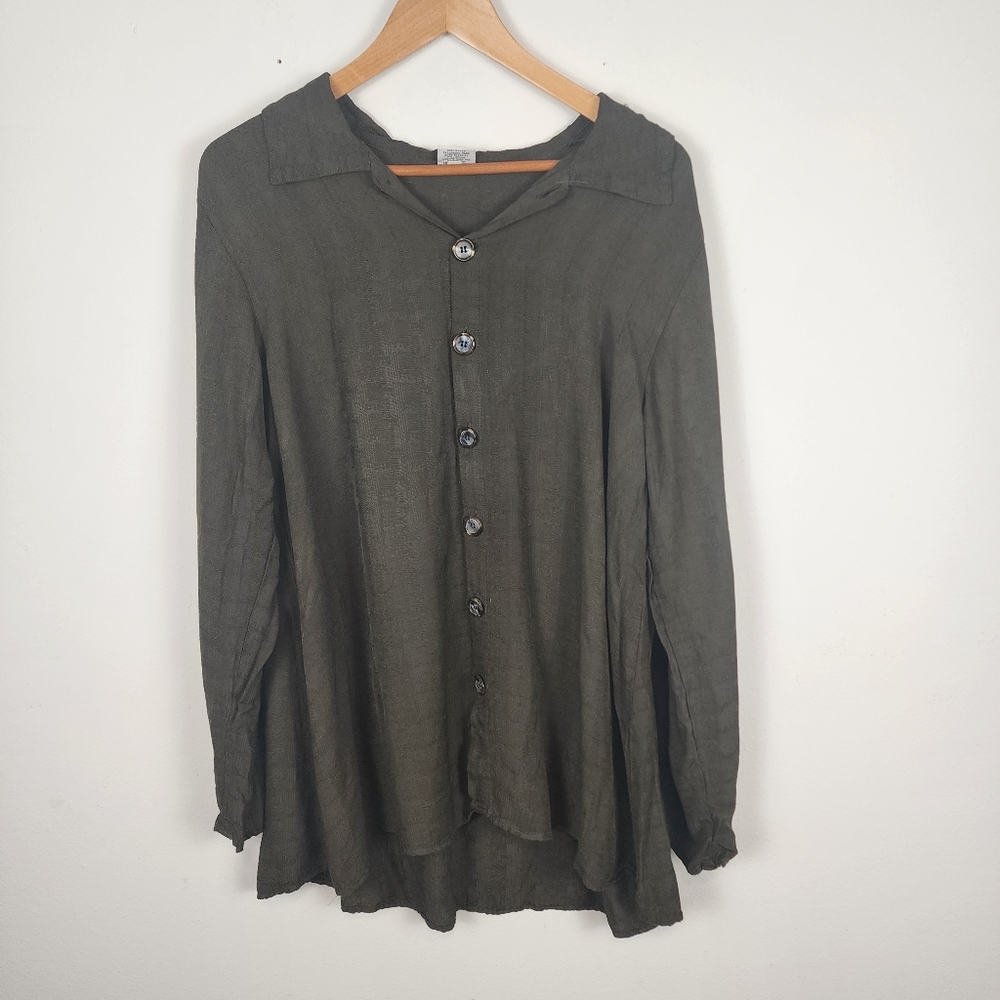 CP Shades 100% Rayon Dark Green Button Front Long Sleeve Blouse‎ Women's Small